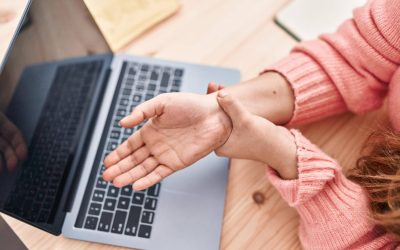 Síndrome del túnel carpiano: cómo el mouse y el teclado afectan sus muñecas